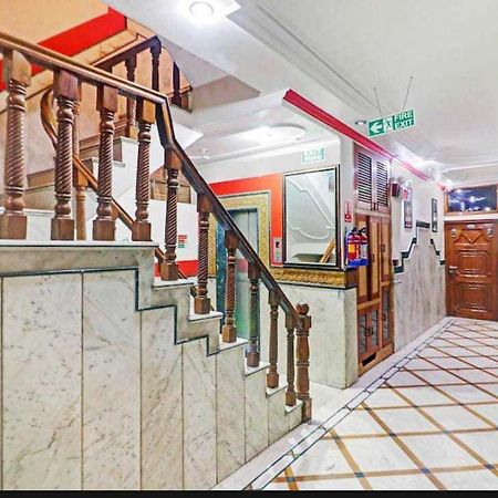 Super Hotel O Blue Sapphire Delhi Nowe Delhi Zewnętrze zdjęcie