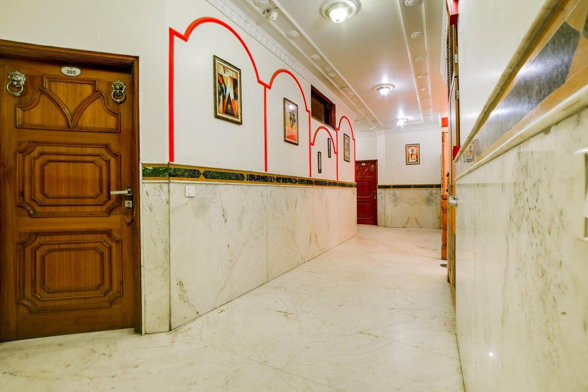 Super Hotel O Blue Sapphire Delhi Nowe Delhi Zewnętrze zdjęcie